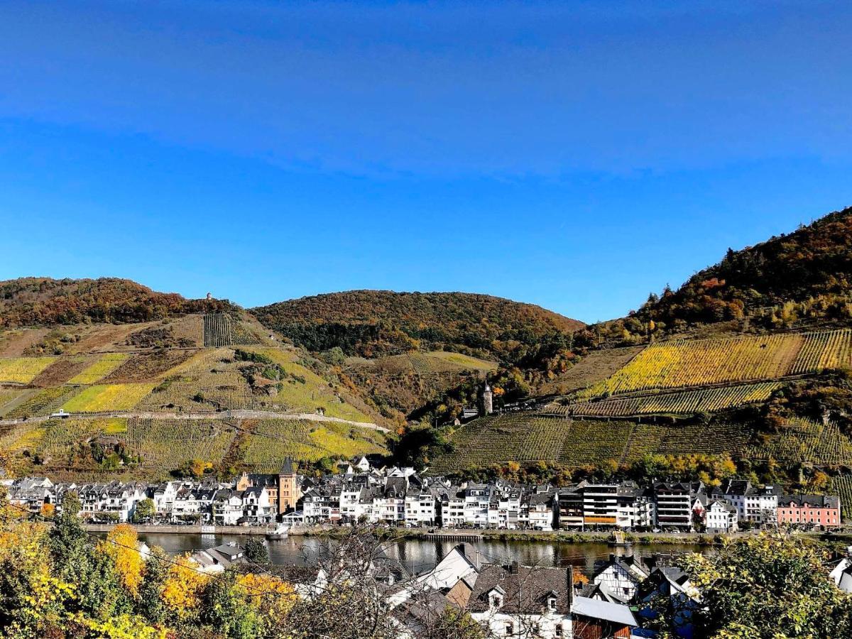 Ferienhaus Am Moselradweg ツェル・アン・デル・モーゼル エクステリア 写真